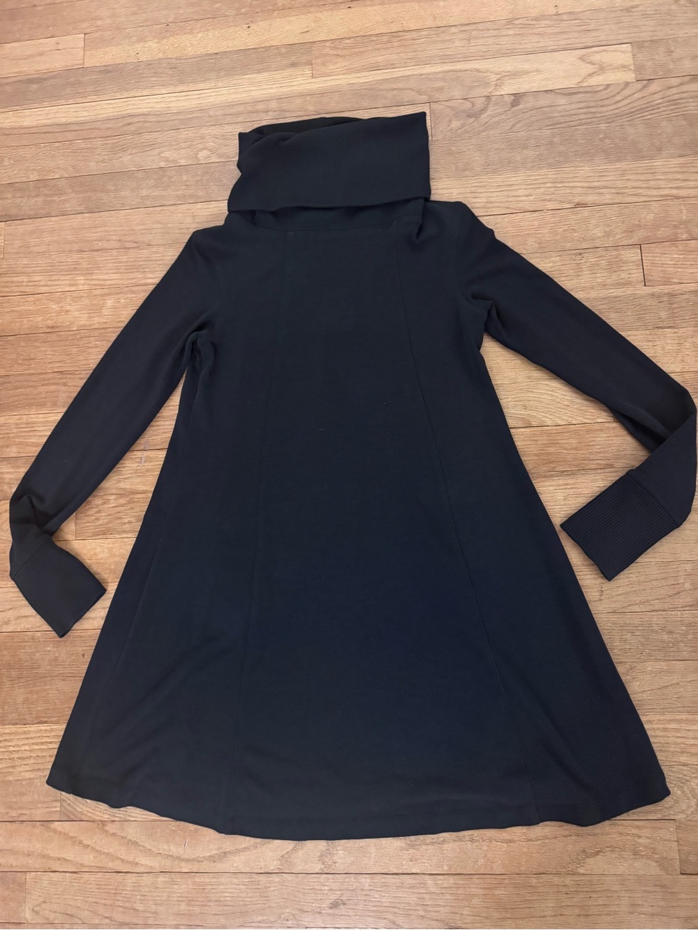 Cabi Women's Black Cowl Neck Long Sleeve Knee Length Dress - Size XS
 b88